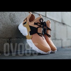 nike air huarache city low canada